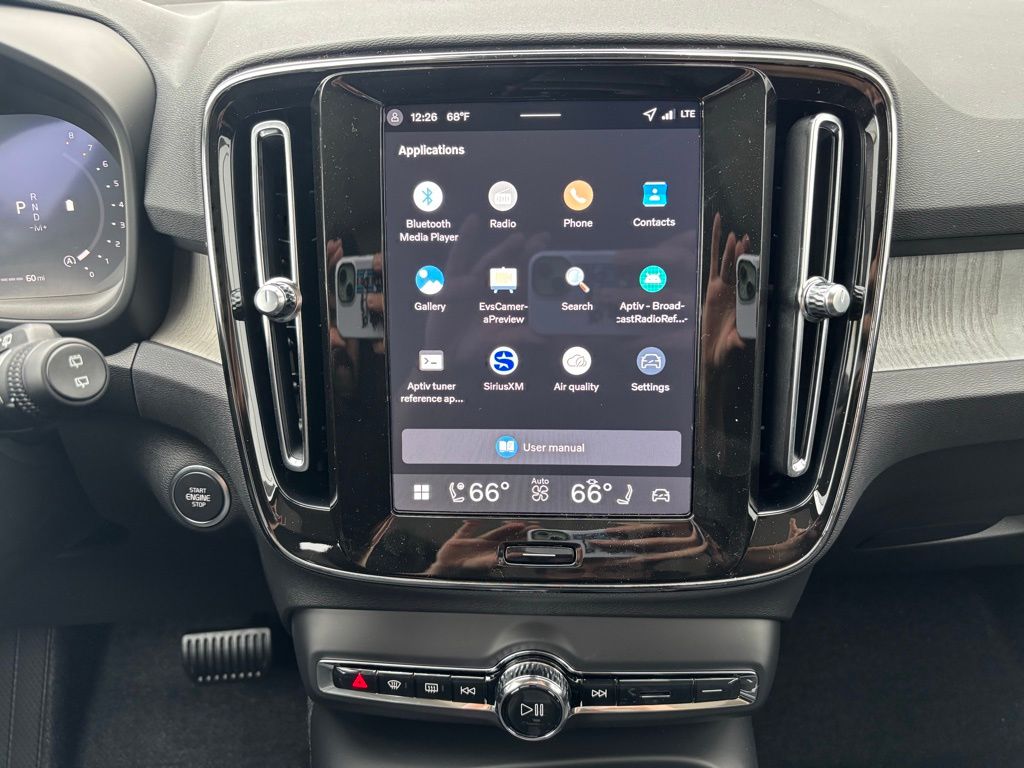 2026 Volvo XC40 Plus - Photo 12