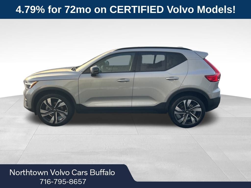 Certified 2025 Volvo XC40 B5 Ultra Dark Theme SUV