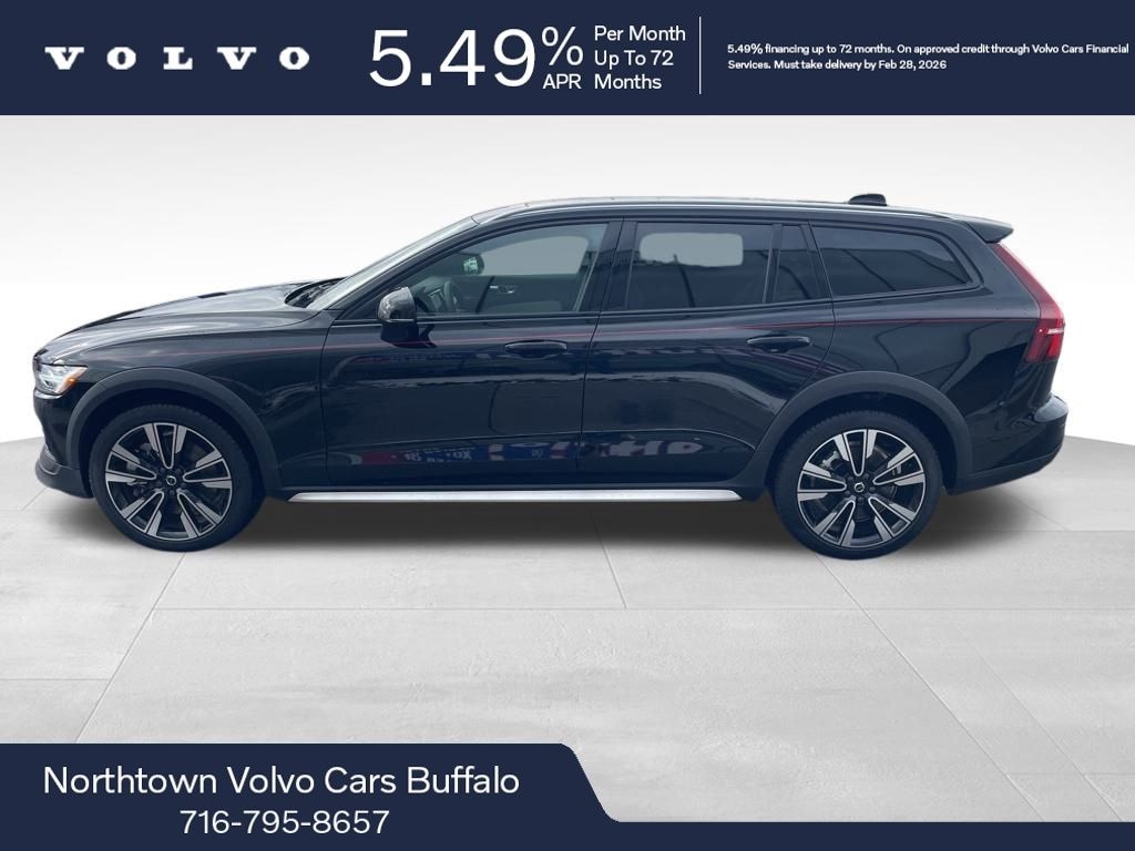 Certified 2025 Volvo V60 Cross Country B5 Ultra Wagon