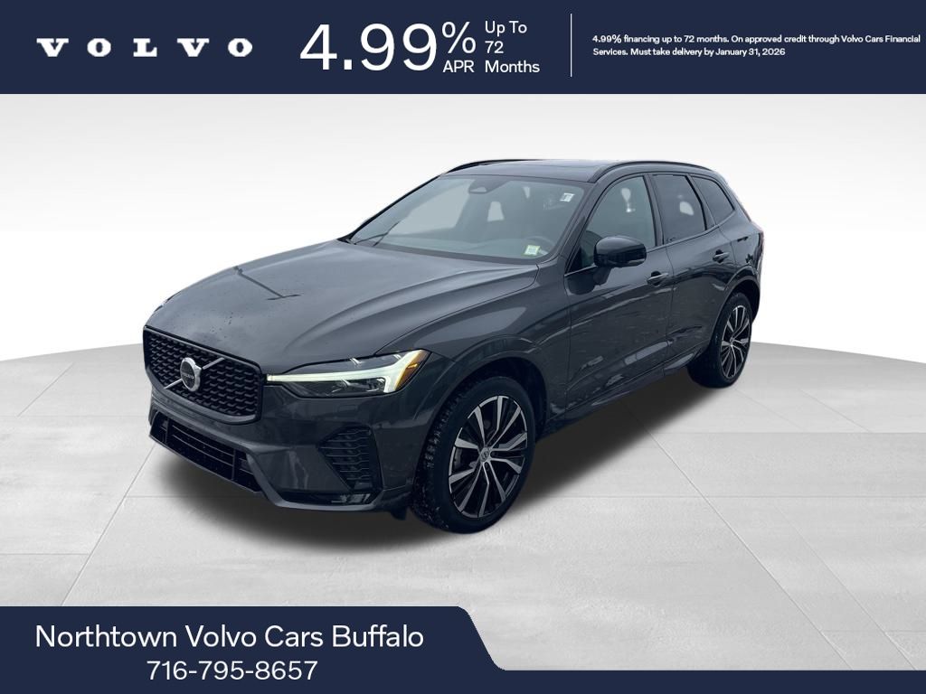 2023 Volvo XC60 Plus's photo