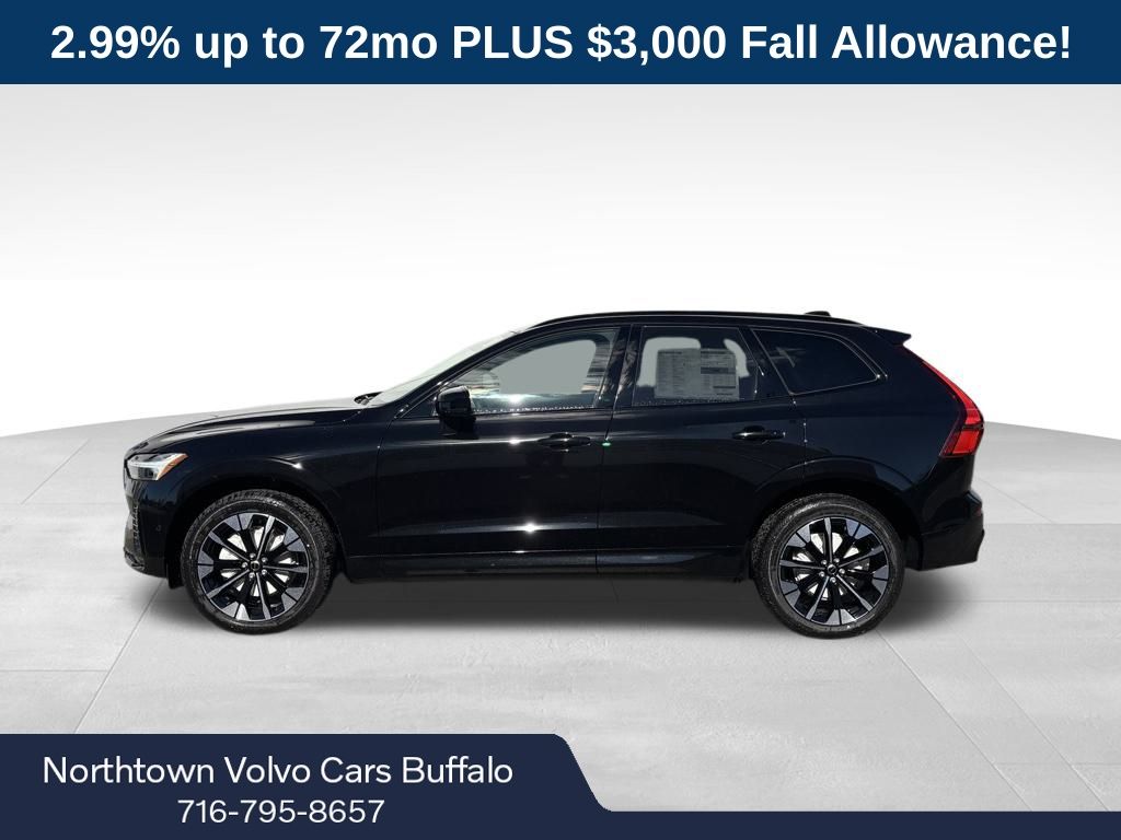 2026 Volvo XC60 B5 Plus photo 2