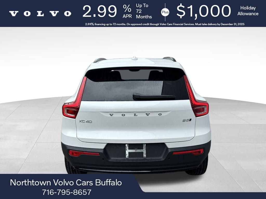 New 2026 Volvo XC40 B5 Plus SUV