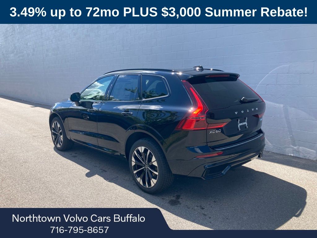 2026 Volvo XC60 B5 Plus photo 3