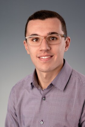 Staff member Alex Kreher from ID_2ebc4751f7db