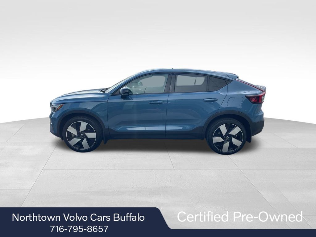 2023 Volvo C40 Recharge Ultimate photo 2