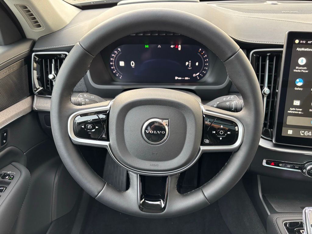 2026 Volvo XC90 Ultra - Photo 11