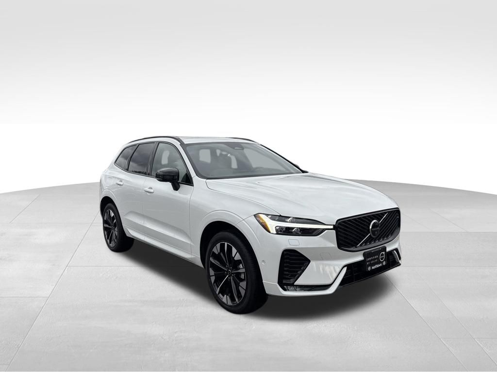 2026 Volvo XC60 Plus - Photo 37