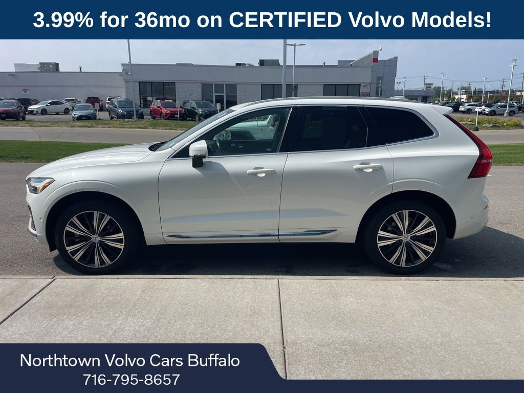 2022 Volvo XC60 Inscription photo 2