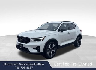 2026 Volvo XC40 B5 Plus SUV
