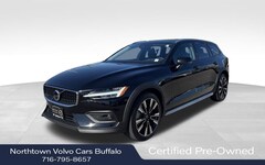 2025 Volvo V60 Cross Country B5 Ultra Wagon