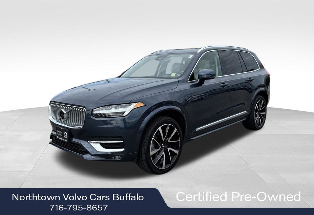 2025 Volvo XC90 B5 Plus Bright 4WD's photo