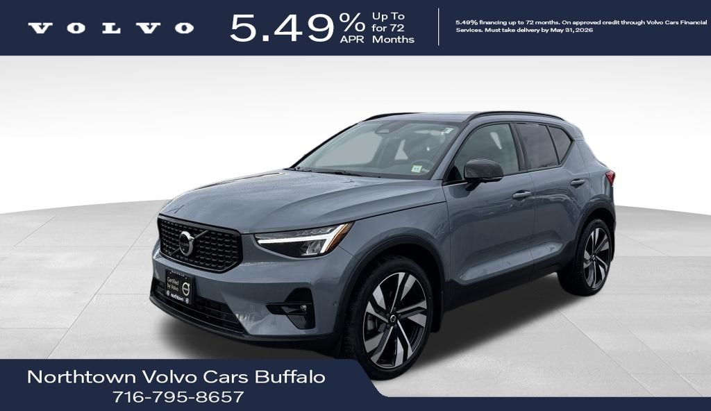 2023 Volvo XC40 Plus