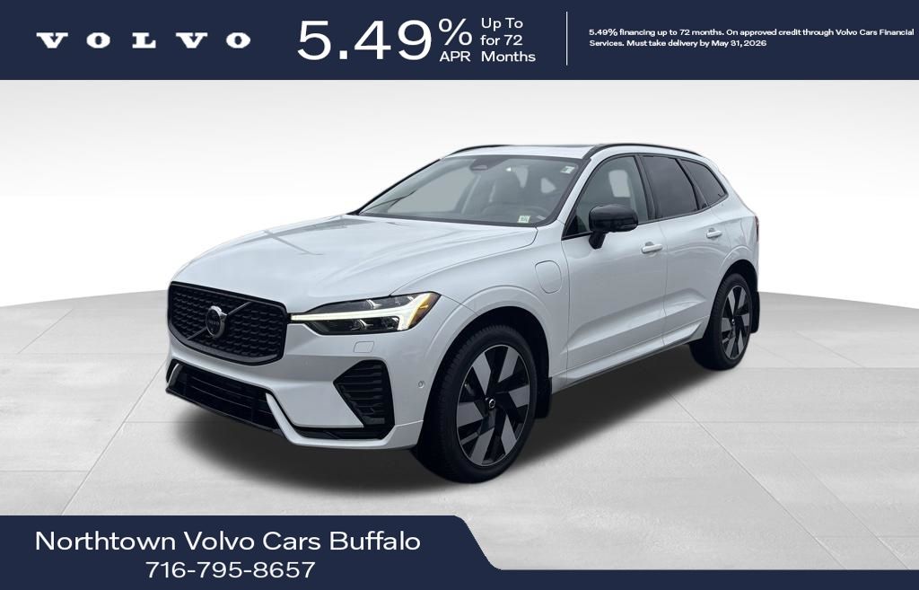 2024 Volvo XC60 T8 Plus Dark Theme AWD's photo
