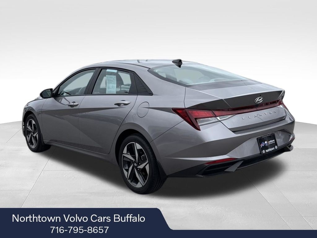 Used 2023 Hyundai Elantra SEL Sedan