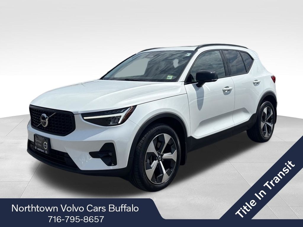 Certified 2023 Volvo XC40 B5 Plus Dark Theme SUV