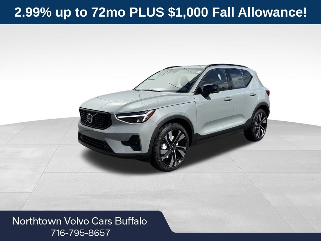 New 2026 Volvo XC40 B5 Plus SUV