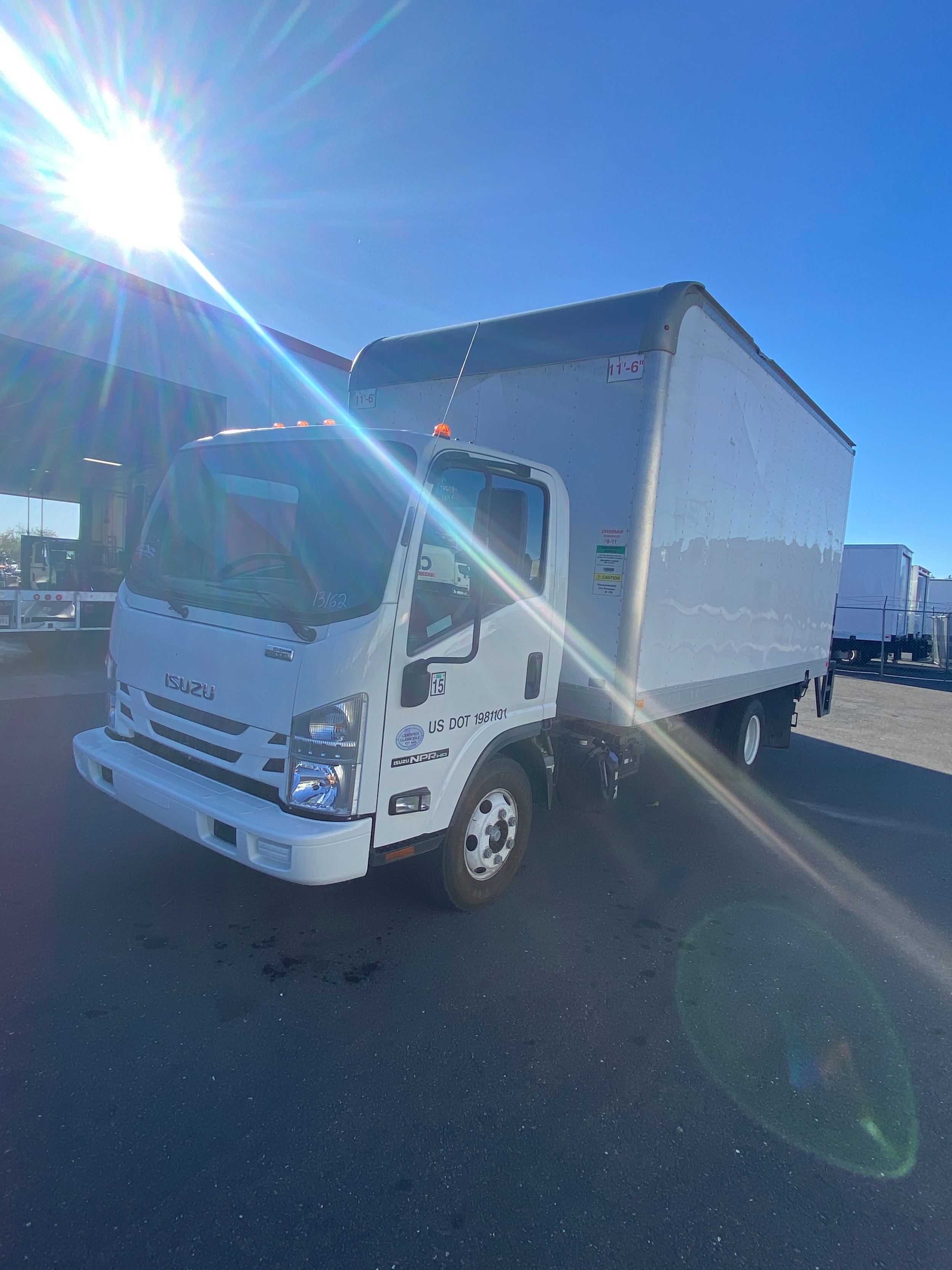 2019 Isuzu NPR-HD 14,500 gvwr photo 3