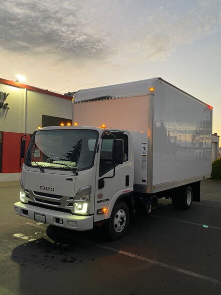 2023 Isuzu NPR-HD 14,500 gvwr 16' Box 16' Box