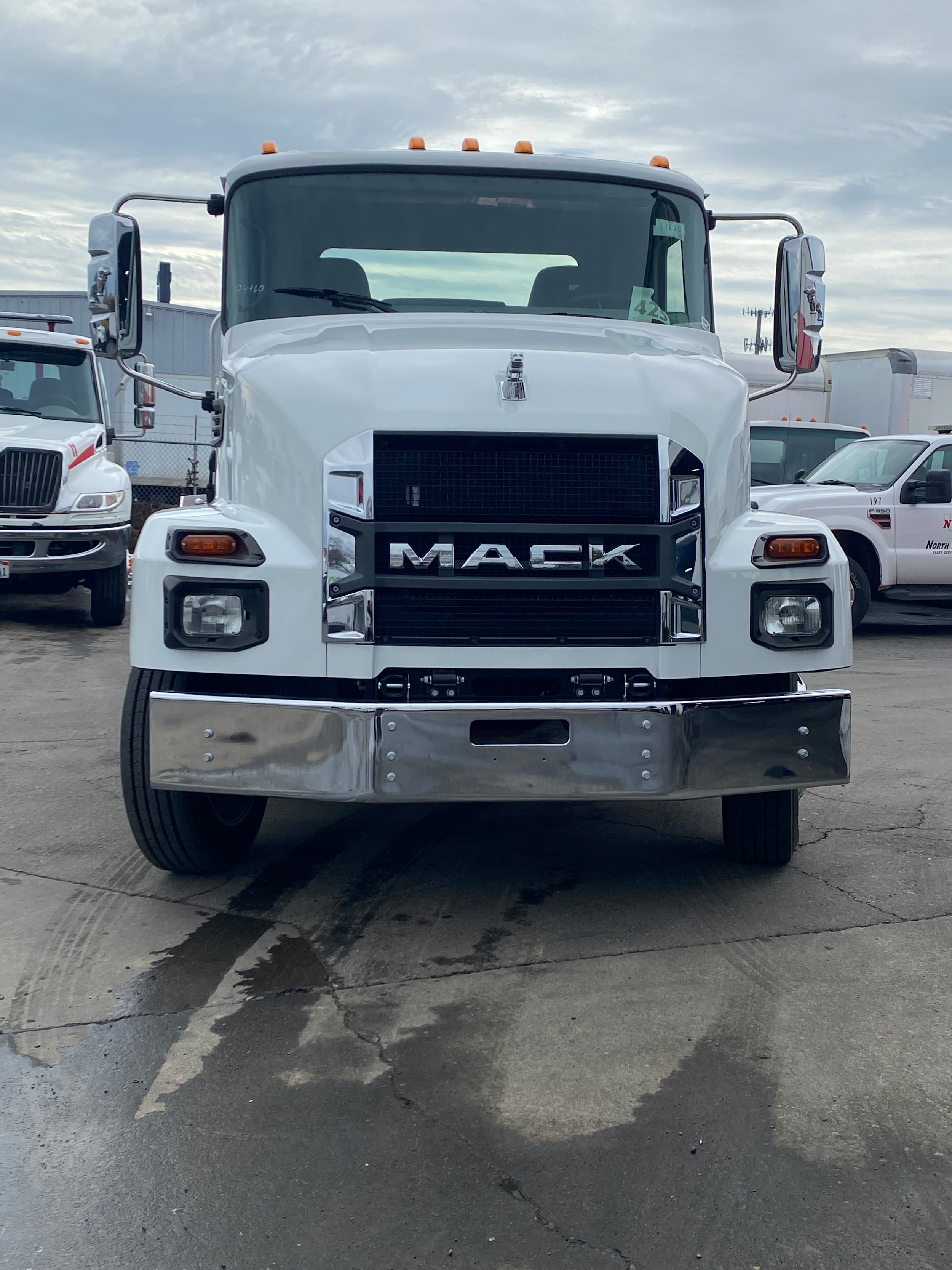 2024 Mack MD642 photo 6