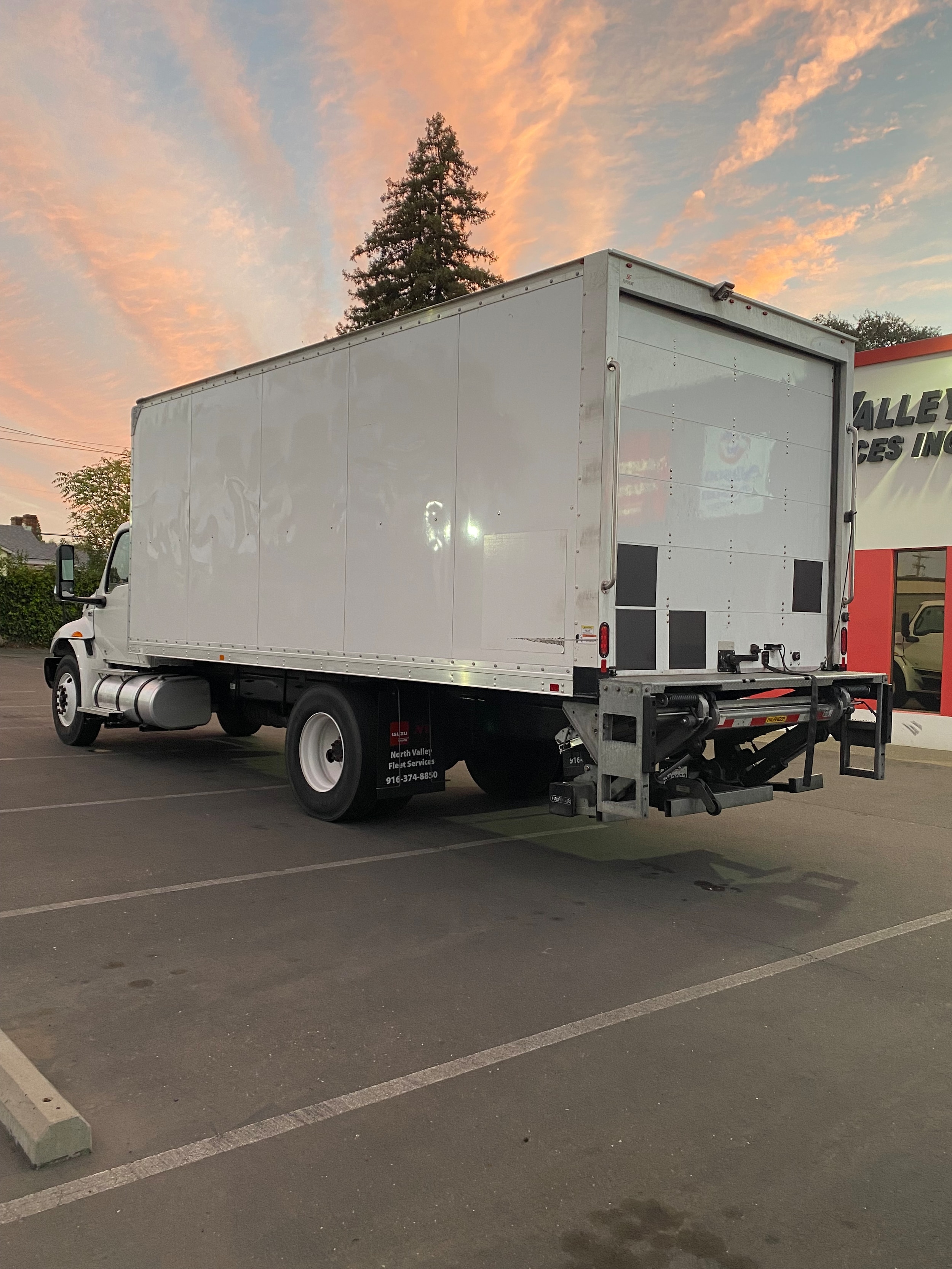 2021 International MV607 photo 5