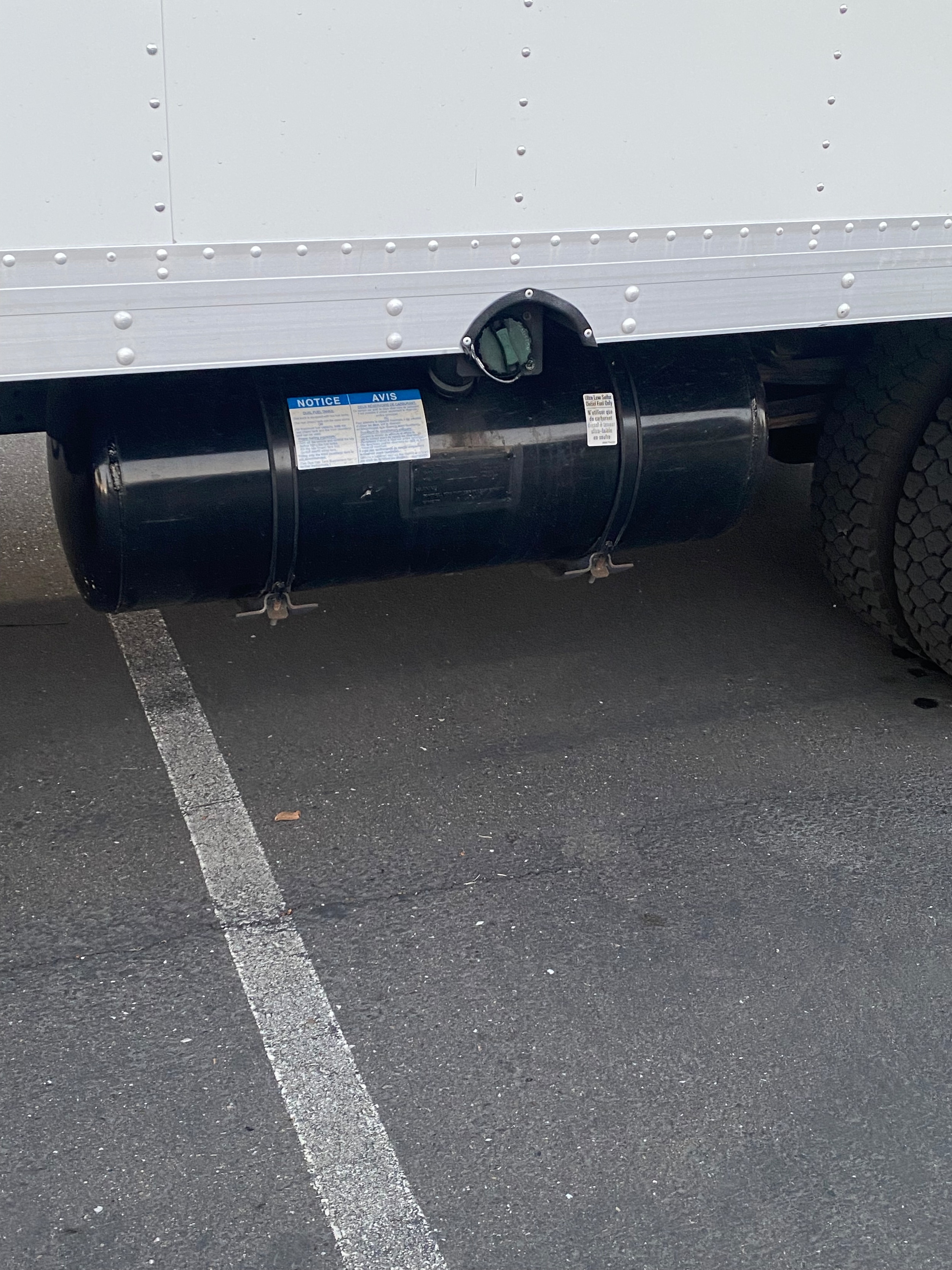 2019 Isuzu NRR - Photo 17