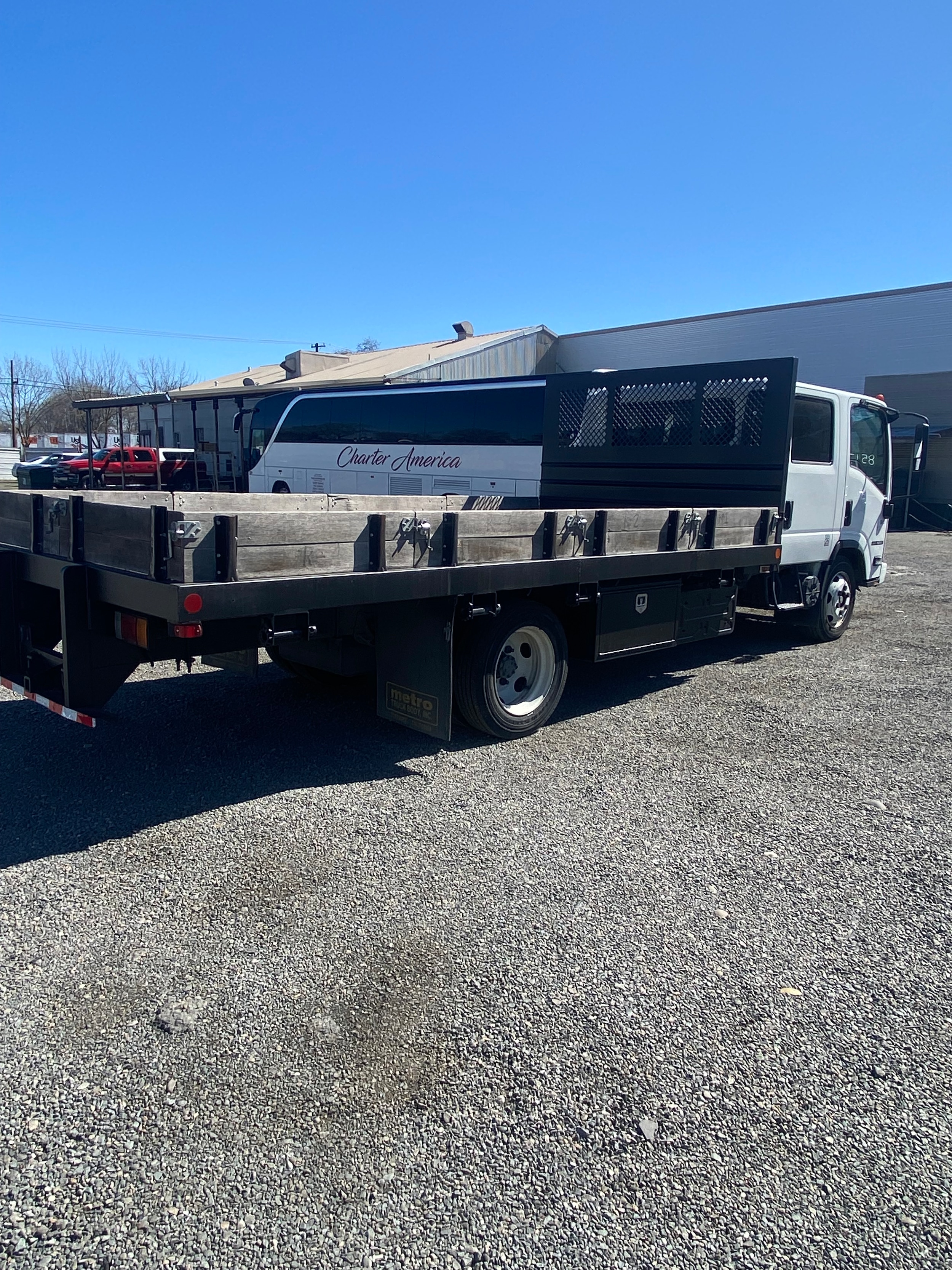 2017 Isuzu NPR-XD 16,000 gvwr photo 5