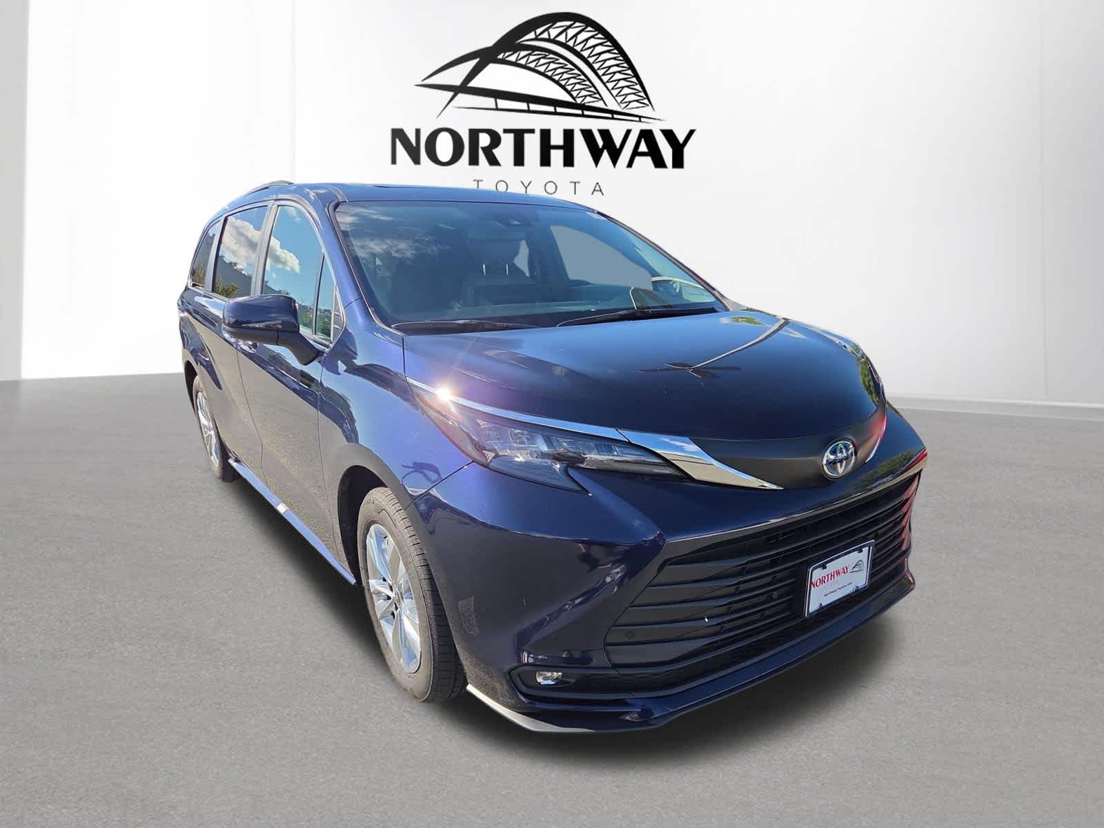 2025 Toyota Sienna Van Passenger Van 