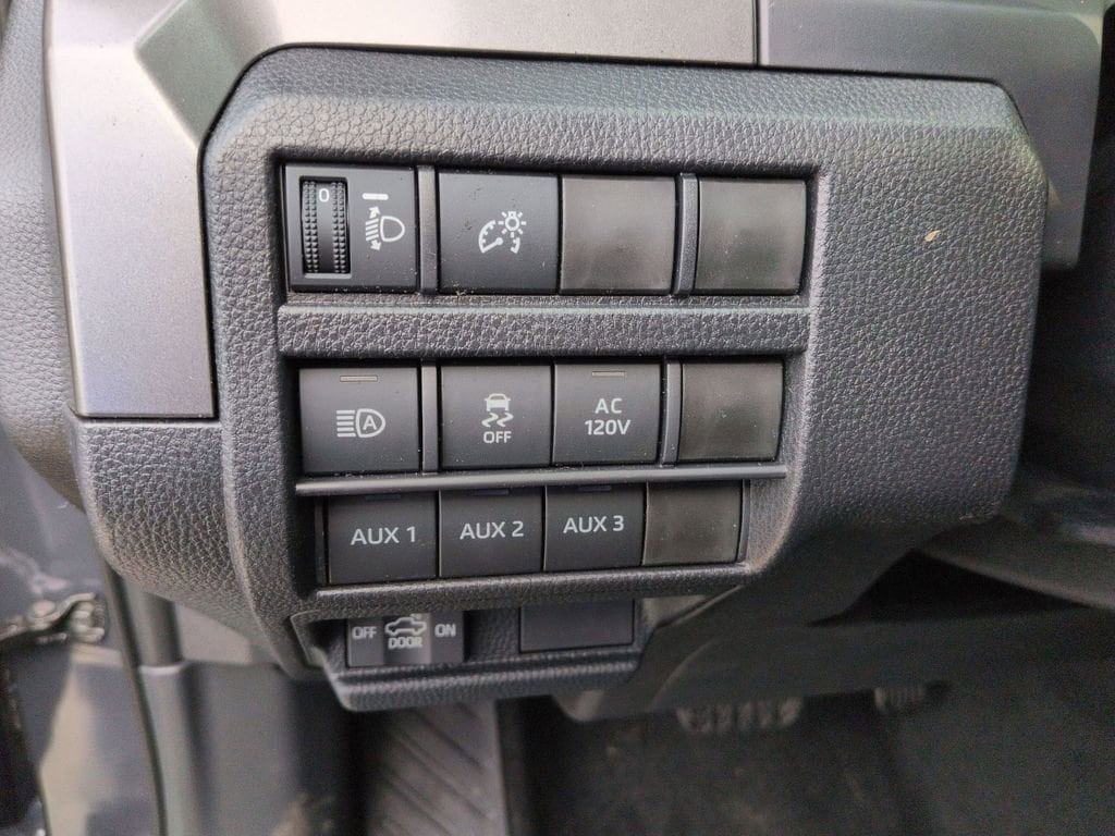 2026 Toyota Tacoma TRD Off Road - Photo 18