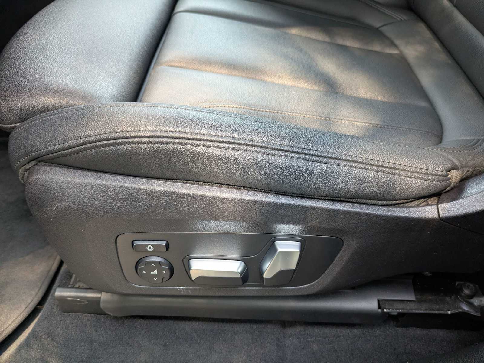 2020 BMW X3 30i - Photo 12
