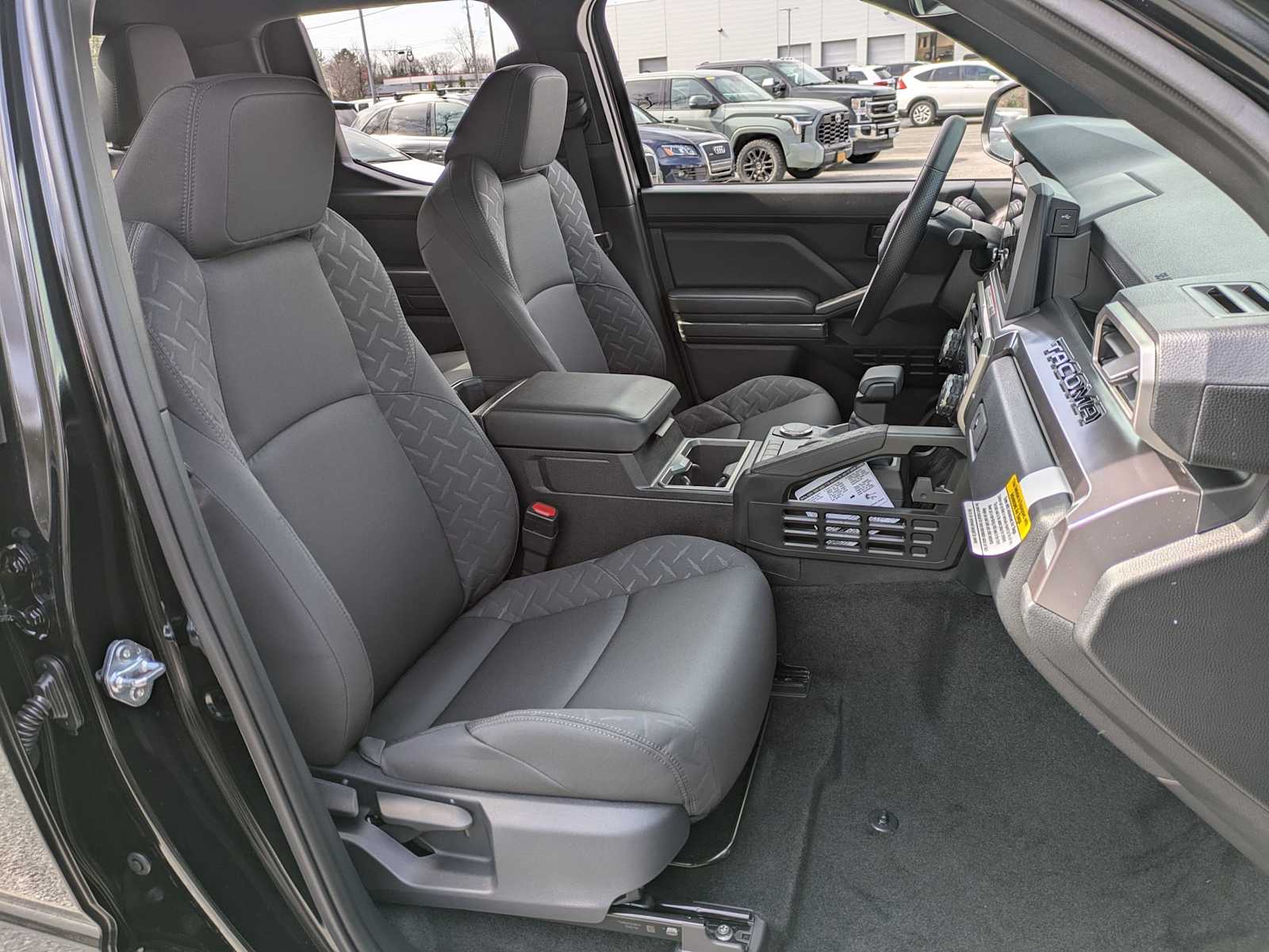 2026 Toyota Tacoma SR5 - Photo 20