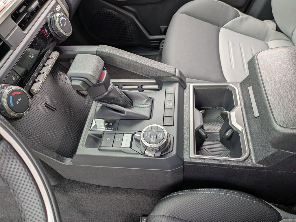 2026 Toyota Tacoma TRD Off Road - Photo 14