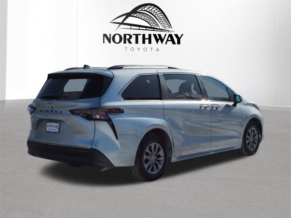 Certified 2024 Toyota Sienna XLE Van Passenger Van