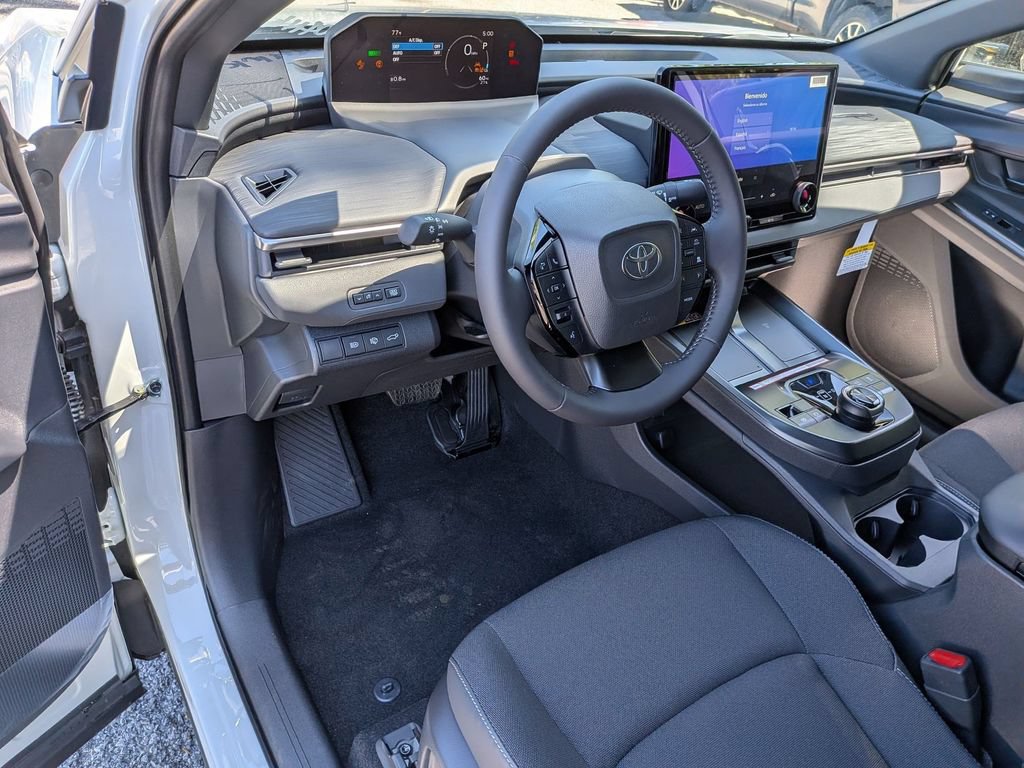 2026 Toyota C-HR SE - Photo 8