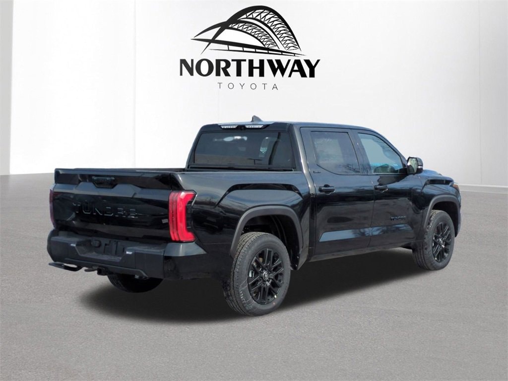 New 2026 Toyota Tundra Limited LIMITED CREWMAX 5.5