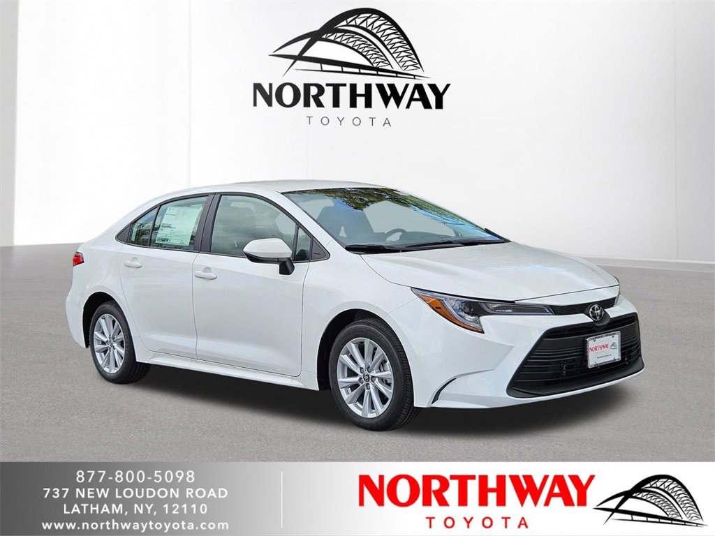 2026 Toyota Corolla LE's photo