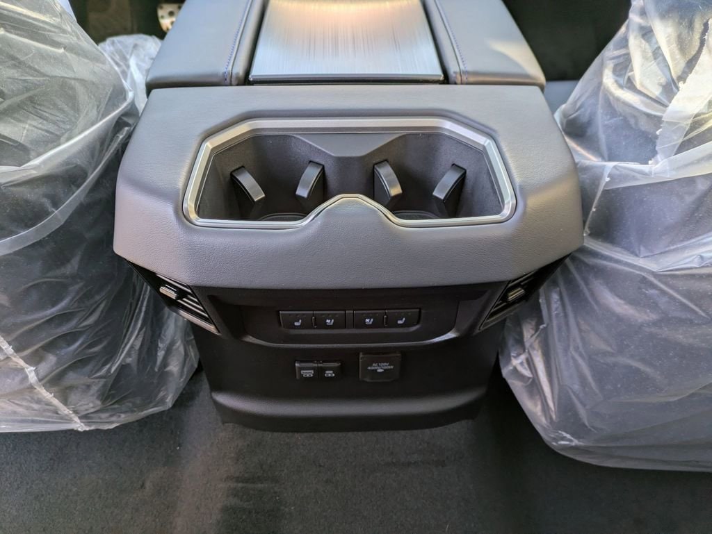 2026 Toyota Tundra Platinum - Photo 19