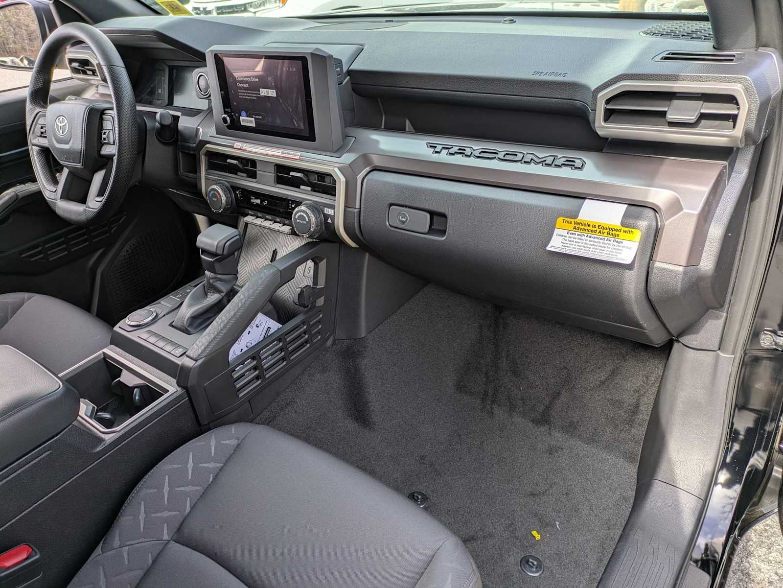 2026 Toyota Tacoma SR5 - Photo 21