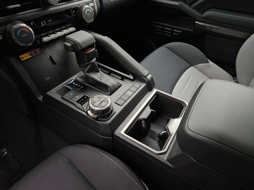 2025 Toyota Tacoma TRD Off Road - Photo 14