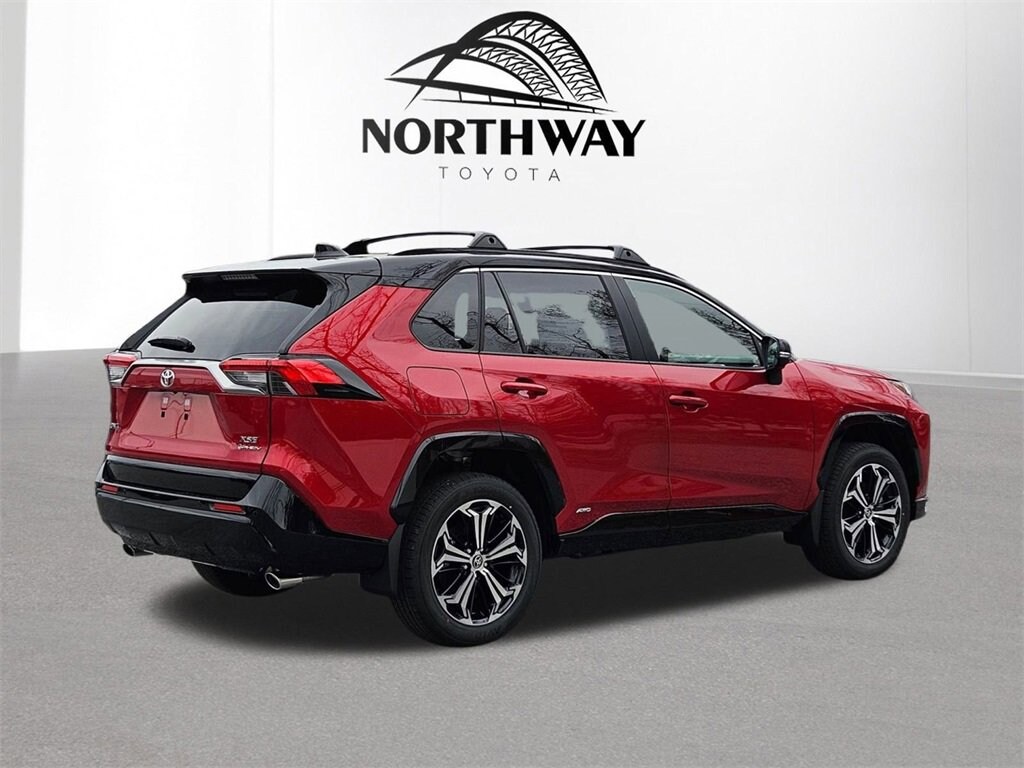 New 2025 Toyota RAV4 Plug-in Hybrid XSE PLUG-IN HYBRID