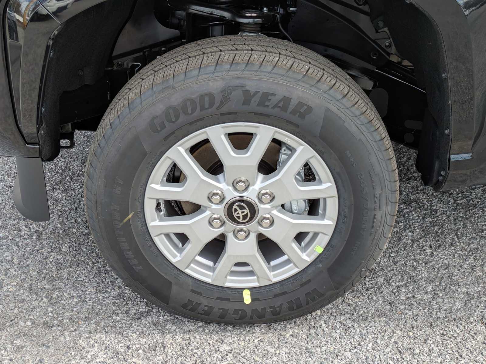 2026 Toyota Tacoma SR5 - Photo 22