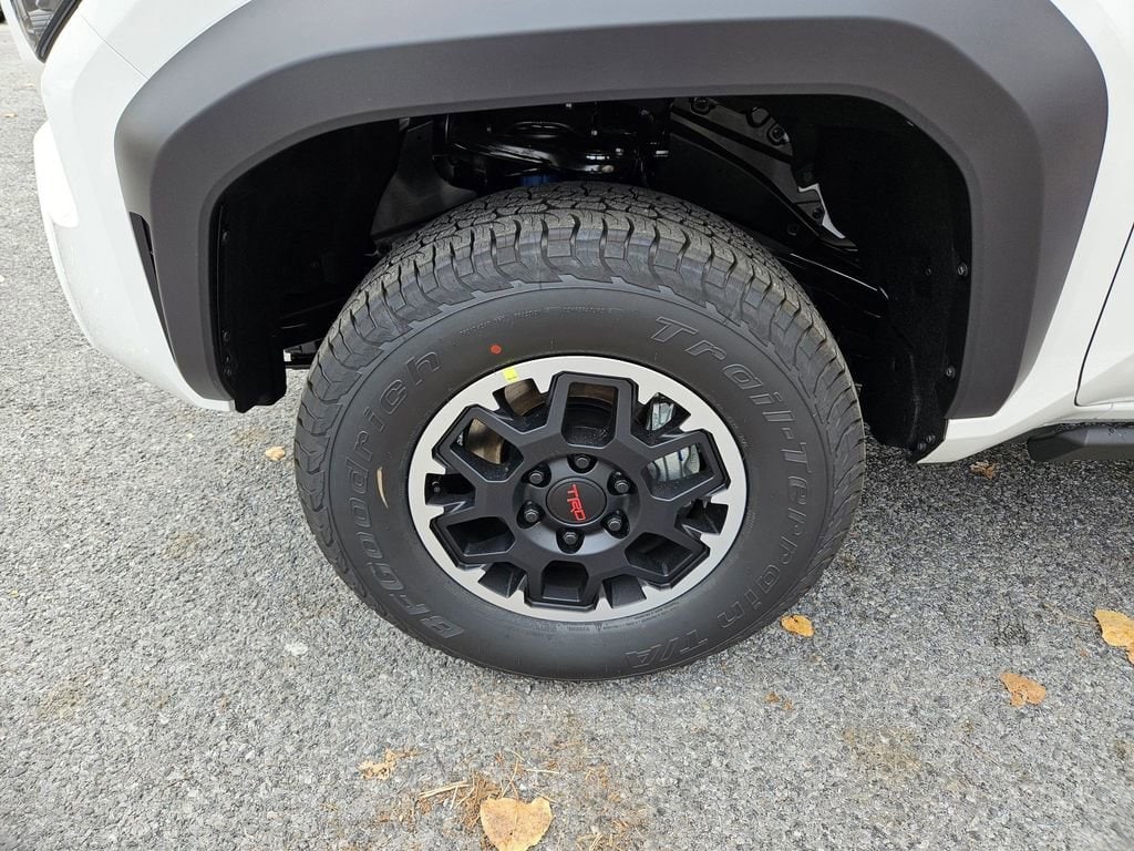 2025 Toyota Tacoma TRD Off Road - Photo 24