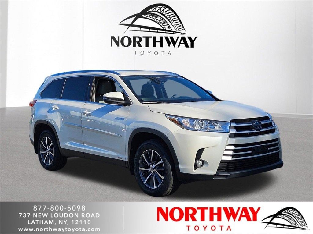 2019 Toyota Highlander Hybrid SUV 
