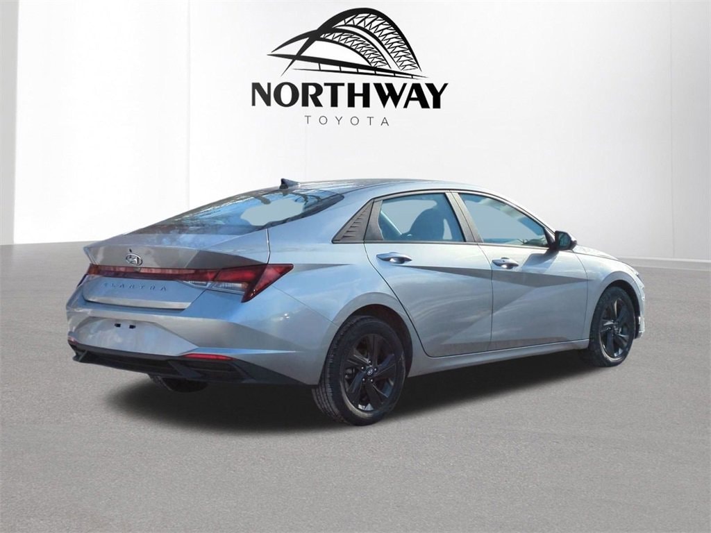 Used 2022 Hyundai Elantra SEL Sedan