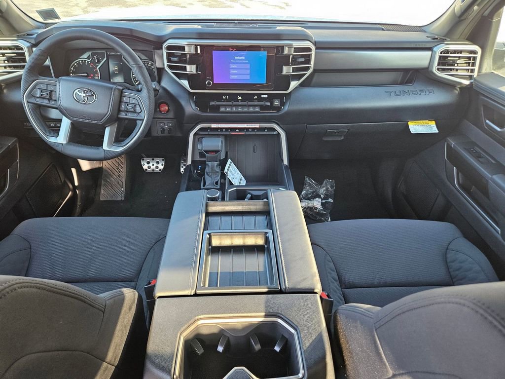 2026 Toyota Tundra SR5 - Photo 18