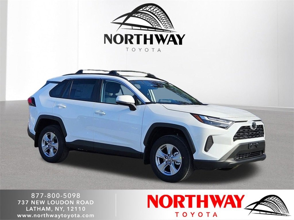 New 2025 Toyota RAV4 XLE XLE AWD SUV