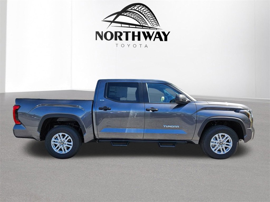 2026 Toyota Tundra SR5 CrewMax photo 3