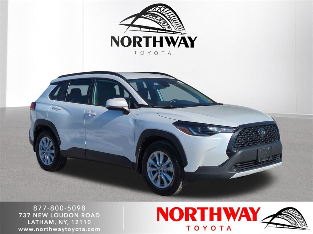 2022 Toyota Corolla Cross LE