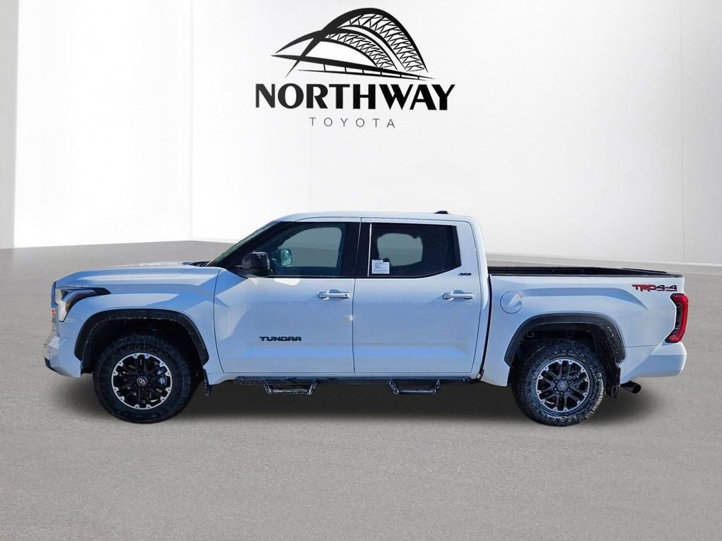 2026 Toyota Tundra SR5 - Photo 9