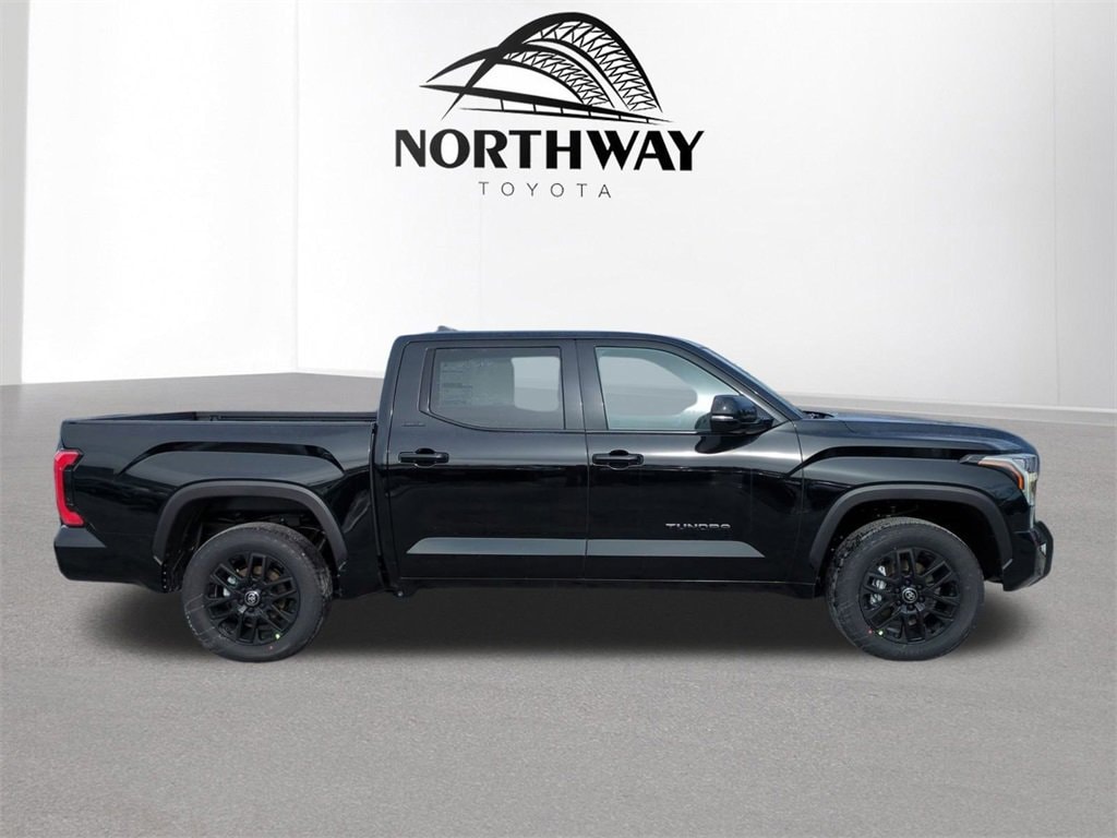 New 2026 Toyota Tundra Limited LIMITED CREWMAX 5.5