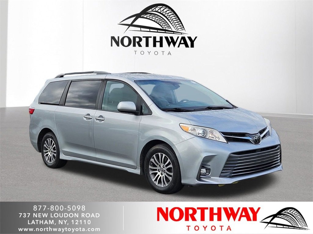 2019 Toyota Sienna Van 